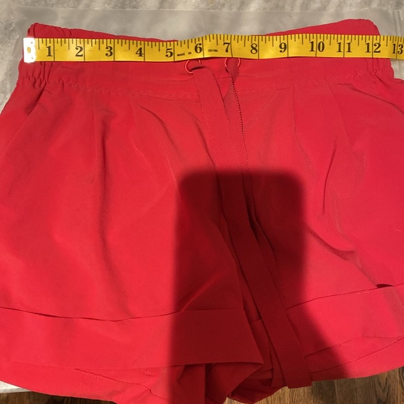 Hot pink drawstring Lululemon shorts 2.5 inch size 4 - Picture 10 of 10